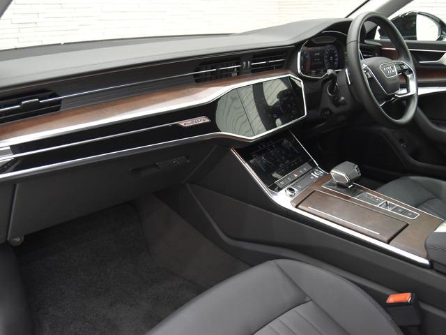 Ａ６アバント ５５ＴＦＳＩクワトロ　デビューパッケージ　リヤコンフォートＰＫＧ　ＨＤマトリクスＬＥＤヘッドライト　パワーアシストＰＫＧ　アシスタンスＰＫＧ　黒革　前後シートＨ　サラウンドビューカメラ　２０ｉｎＡＷ　メモリー付パワーシート　ＭＭＩナビＴＶ（8枚目）