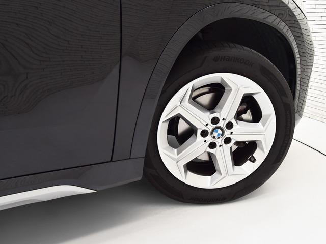 Ｘ１ ｘＤｒｉｖｅ　２０ｉ　ｘライン　黒革　ＦシートＨ　サラウンドビューカメラ　ヘッドアップＤ　オートマチックテールゲート　ＡＣＣ　ドライビングアシストプロフェッショナル　コンフォートアクセス　Ｐアシスト＋　メモリー付パワーシート　禁煙（22枚目）