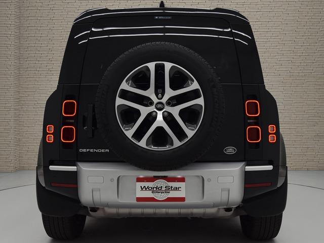 ディフェンダー ９０ＸＳエディション　Ｐ３００　限定車　ＸＳエディションエクステリアＰ　２０ｉｎＡＷ　パノラマＳＲ　ＦシートＨ／シートクーラー／メモリー機能　エイコーンレザー　インタラクティブドライバーＤ　ＡＣＣ　メリディアン　レーンキープ　禁煙（6枚目）