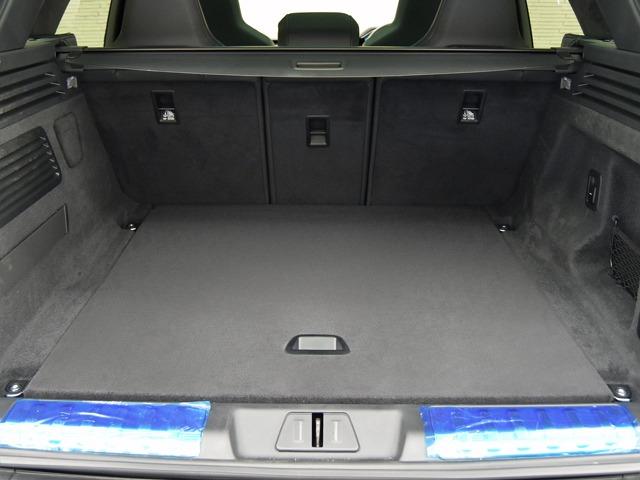 レンジローバースポーツ ＳＶエディションワン　ＯＰ１４０　ディプロイアブルサイドステップ　パノラマＳＲ　４ゾーンＡＣ　２３ｉｎＡＷ　フルプロテクションフィルム　エボニーウィンザーレザー　ＳＶカーボンファイバーシートＰ　ドライバーアシストＰ　ＡＣＣ（19枚目）