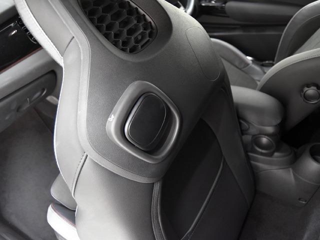 ＭＩＮＩ ジョンクーパーワークス　ジョンクーパーワークストリム　ピアノブラックエクステリア　１８ｉｎＡＷ　ブラックハーフレザー　ＦシートＨ　純正ナビ　ヘッドアップＤ　マルチＤメーターパネル　レッドルーフ＆ミラーキャップ　ＬＥＤヘッドライト　コンフォートアクセス（14枚目）