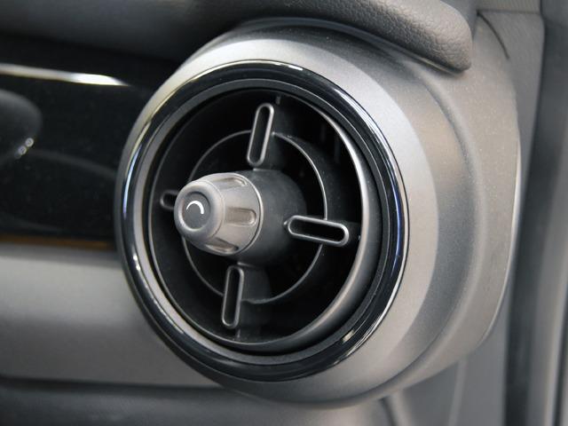 ＭＩＮＩ ジョンクーパーワークス　ジョンクーパーワークストリム　ピアノブラックエクステリア　１８ｉｎＡＷ　ブラックハーフレザー　ＦシートＨ　純正ナビ　ヘッドアップＤ　マルチＤメーターパネル　レッドルーフ＆ミラーキャップ　ＬＥＤヘッドライト　コンフォートアクセス（24枚目）