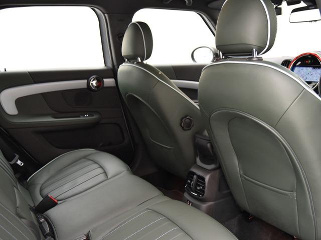 MINI クーパーD クロスオーバーオール4 アンテイムドED 特別仕様車 18inAW ALL4エクステリア ピアノブラックエクステリア MINIYoursレザーラウンジハイランドグリーンシート FシートH 純正ナビ ACC マルチDメーターパネル Bカメラ(15枚目)