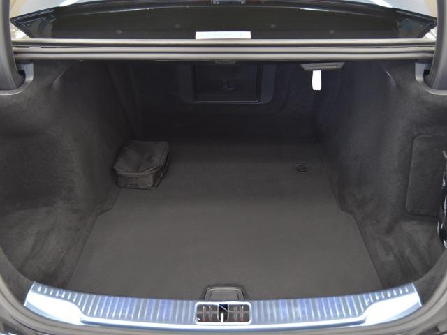 Ｓクラス Ｓ４００ｄ　４マチック　ＡＭＧライン　レザーＥＸＣＰ　ＯＰ２０４　ベーシックＰＫＧ　パノラマＳＲ　ＡＭＧ２０ｉｎＡＷ　茶革　ブルメスター　前後シートＨ　レーダーセーフティＰＫＧ　エアサス　パワートランク　３６０°カメラ　メモリー付パワーシート　ＡＣＣ（19枚目）