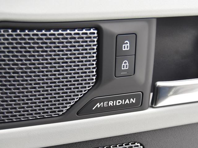 ディフェンダー ９０ＳＥ　Ｐ３００　コントラストルーフホワイト　コールドクライメートＰ　マトリクスＬＥＤヘッドライト　１２ｗａｙＦシート　クロスカービームホワイトパウダーコートブラッシュドフィニッシュ　黒革　レーンキープ／チェンジ　禁煙（16枚目）