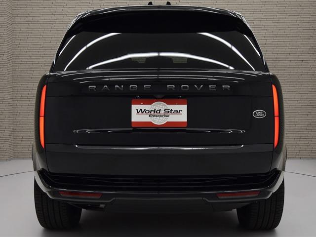 レンジローバー オートバイオグラフィーＤ３００スタンダードホイルベス　２３ｉｎＡＷ　シャドーエクステリアＰ　ディープガーネットセミアニリンレザー　パノラマＳＲ　２４ｗａｙＦシート　ＣｌｅａｒＳｉｇｈｔインテリアリアビューミラー　ブラックキャリパー　レーンキープ　ＡＣＣ（8枚目）