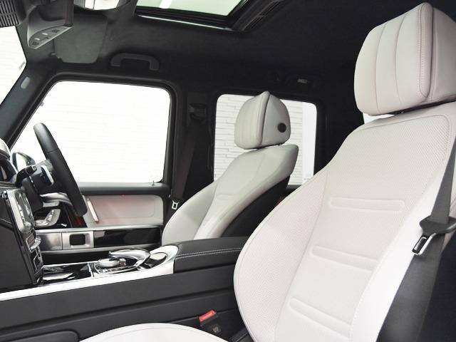 Ｇクラス Ｇ４００ｄ　ＡＭＧライン　マヌファクトゥーアプログラム　ＯＰ３２３　ラグジュアリーＰＫＧ　アダプティブダンピングシステム　ボディ同色スペアタイヤリング　白革　前後シートＨ　ガラスＳＲ　ＡＭＧ２０ｉｎＡＷ　レーダーセーフティＰＫＧ　３６０°カメラ　ＡＣＣ（9枚目）