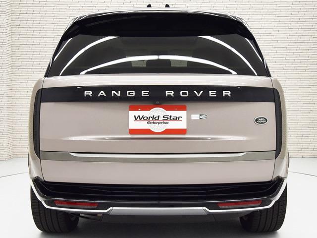 レンジローバー ＨＳＥ　Ｄ３００　スタンダードホイールベース　ＯＰ１００　ディプロイアブルサイドステップ　ホットクライメートＰ　パノラマＳＲ　ベルリーノレザー　ＣｌｅａｒＳｉｇｈｔインテリアリアビューミラー　ブラックキャリパー　２２ｉｎＡＷ　２４ｗａｙＦシート（4枚目）