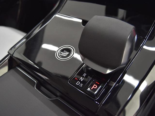 レンジローバースポーツ ダイナミックHSE D300 ディプロイアブルサイドステップ 22inAW ライトクラウド/エボニーレザー メリディアン ヘッドアップD ClearSightインテリアリアビューミラー 20wayFシート 前後シートH ACC(16枚目)