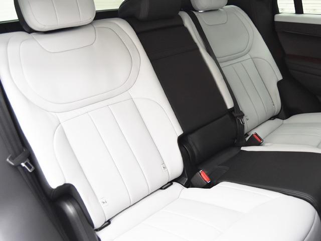 レンジローバースポーツ ダイナミックHSE D300 ディプロイアブルサイドステップ 22inAW ライトクラウド/エボニーレザー メリディアン ヘッドアップD ClearSightインテリアリアビューミラー 20wayFシート 前後シートH ACC(26枚目)