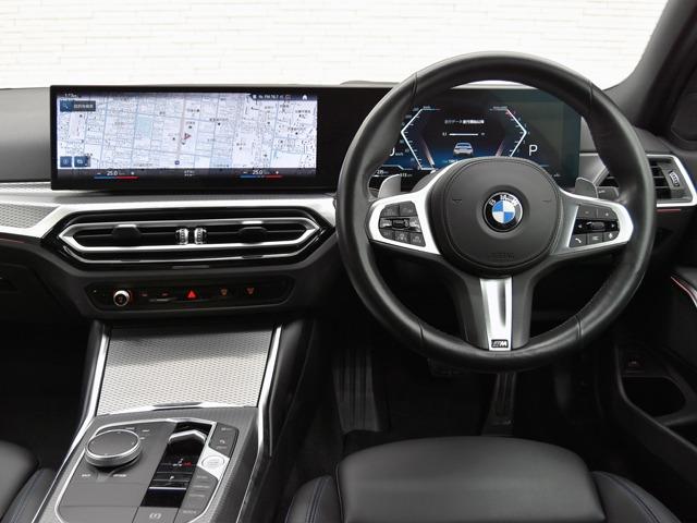 ３シリーズ ３１８ｉ　Ｍスポーツ　オートマチックテールゲート　ＭエアロダイナミクスＰＫＧ　アダプティブＬＥＤヘッドライト　ブラックハーフレザー　ＦシートＨ　ヘッドアップＤ　サンプロテクションガラス　１８ｉｎＡＷ　メモリー付パワーシート（9枚目）