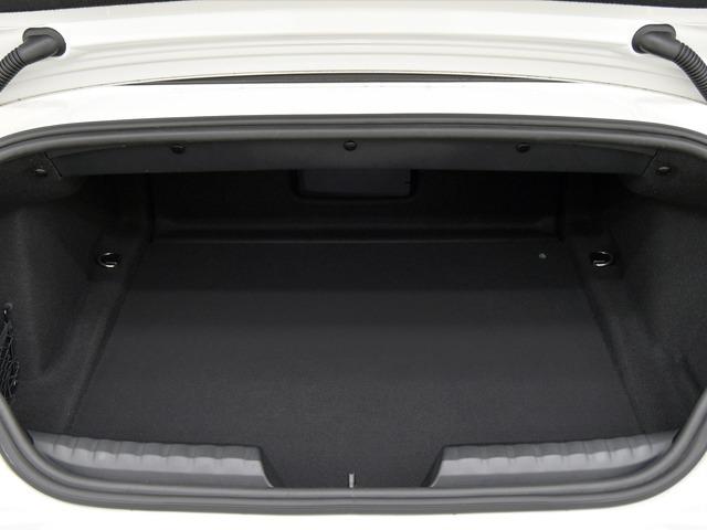 Ｚ４ ｓＤｒｉｖｅ２０ｉ　Ｍスポーツ　イノベーションＰＫＧ　アダプティブＬＥＤヘッドライト　ヘッドアップＤ　ＴＶチューナー　ハーマンカードン　ＭエアロダイナミクスＰＫＧ　茶革　ＦシートＨ　ＡＣＣ　１８ｉｎＡＷ　コンフォートアクセス　禁煙（19枚目）