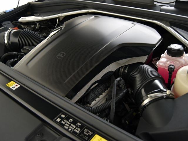 レンジローバースポーツ ＳＶエディションワン　ＯＰ１４５　ディプロイアブルサイドステップ　ホットクライメートＰ　パノラマＳＲ　ボンネットカーボンファイバーグロス　赤黒革　ＳＶカーボンファイバーエクステリアＰ　プライバシーガラス　メリディアン　禁煙（30枚目）