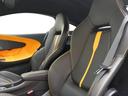 ベースグレード　ＯＰ２１７　セキュリティＰ　車両リフト　ナッパスポーツインテリアマクラーレンオレンジ／ブラック　シートＨ＆電動メモリーシート　Ｂｏｗｅｒｓ＆Ｗｉｌｋｉｎｓオーディオ　Ｆ１９Ｒ２０ｉｎＡＷ　リアＰカメラ（9枚目）