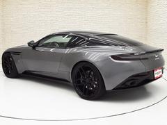 ＤＢ１１ ローンチエディション　世界１０００台限定　ネクサスキルティング　レザーカラーコンテンポラリーオブシディアンブラック　コントラストステッチスパイシーレッド 9200363A30230910W002 2