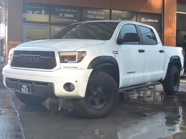 タンドラ クルーマックス　ＳＲ５　４ＷＤビルシュタインリフトアップカスタムオーバーフェンダーＢＦグッドリッチマッドテレンタイヤパワーシートサンルーフ（3枚目）