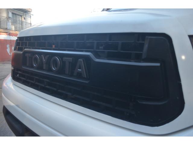 タンドラ クルーマックス　ＳＲ５　４ＷＤビルシュタインリフトアップカスタムオーバーフェンダーＢＦグッドリッチマッドテレンタイヤパワーシートサンルーフ（10枚目）