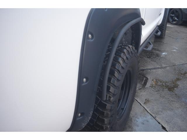 タンドラ クルーマックス　ＳＲ５　４ＷＤビルシュタインリフトアップカスタムオーバーフェンダーＢＦグッドリッチマッドテレンタイヤパワーシートサンルーフ（33枚目）