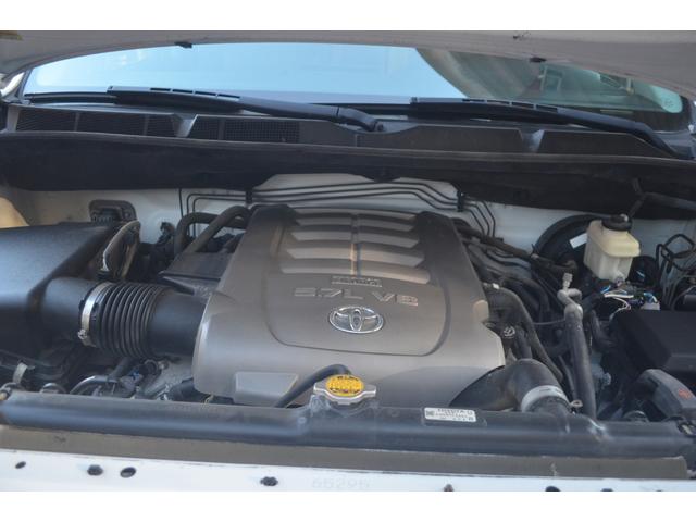 タンドラ クルーマックス　ＳＲ５　４ＷＤビルシュタインリフトアップカスタムオーバーフェンダーＢＦグッドリッチマッドテレンタイヤパワーシートサンルーフ（44枚目）