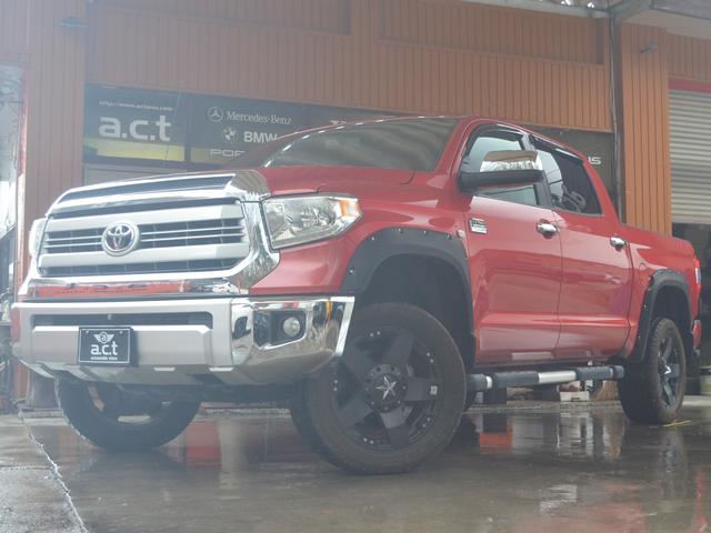 タンドラ クルーマックス　１７９４エディション　リフトアップＸＤ２０アルミオーバーフェンダー社外マフラーサイドステップキー付きシャッタートノカバーブラウンレザーサンルーフ（17枚目）