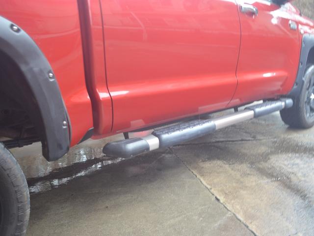 タンドラ クルーマックス　１７９４エディション　リフトアップＸＤ２０アルミオーバーフェンダー社外マフラーサイドステップキー付きシャッタートノカバーブラウンレザーサンルーフ（37枚目）