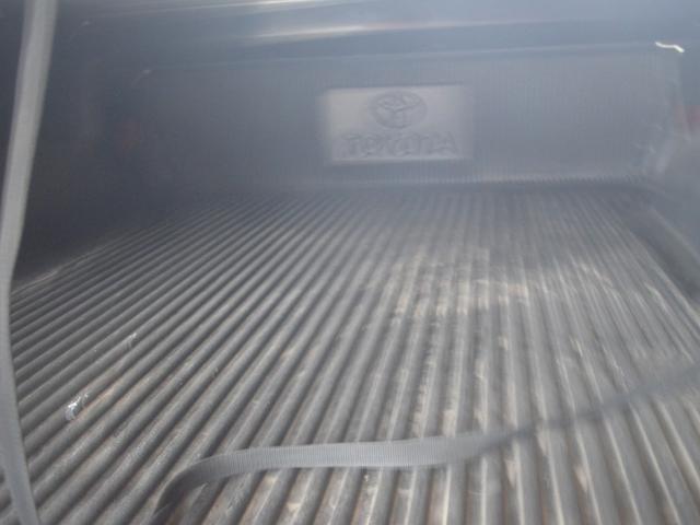 タンドラ クルーマックス　１７９４エディション　リフトアップＸＤ２０アルミオーバーフェンダー社外マフラーサイドステップキー付きシャッタートノカバーブラウンレザーサンルーフ（43枚目）