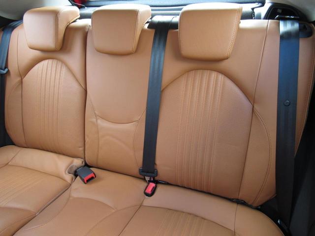 スーパー 2DINナビ ETC レザーシート 認定中古車保証 ロードサービス付(79枚目)