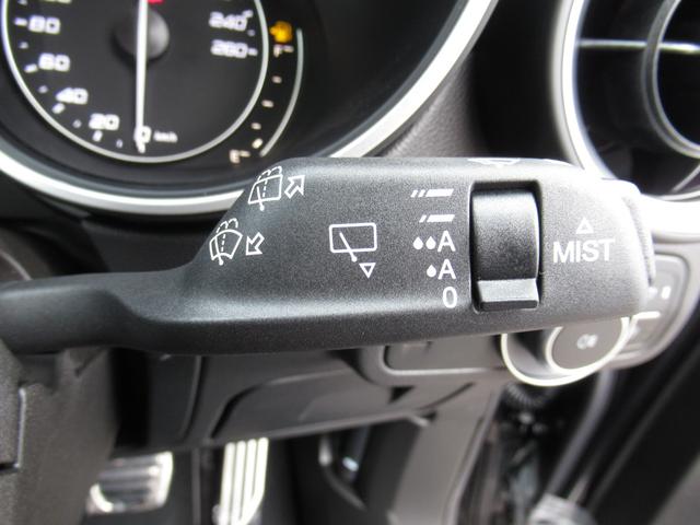 2.2ターボ ディーゼルQ4TI 登録済み未使用車 キセノンヘッドライト ユーコネクト テレビ ナビ レザーシート 右ハンドルオートマ メンテナンスパッケージ付 新車保証継承 ロードサービス付(43枚目)