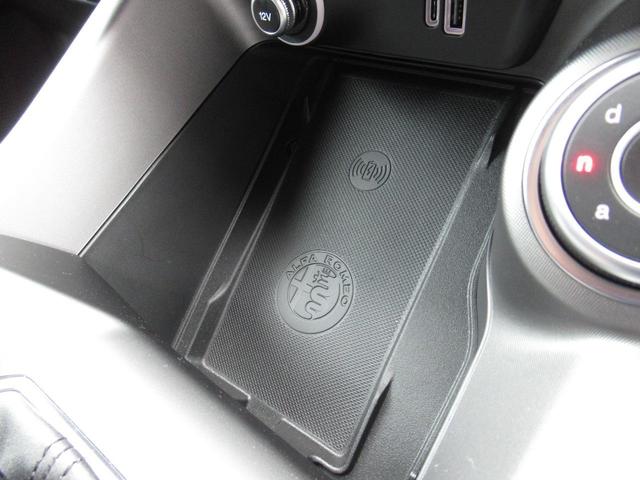 トナーレ ヴェローチェ　ワンオーナー　新車保証継承　マトリックスＬＥＤヘッドライト　レザーシート３６０度カメラ　１２．３インチデジタルクラスターメーター（42枚目）
