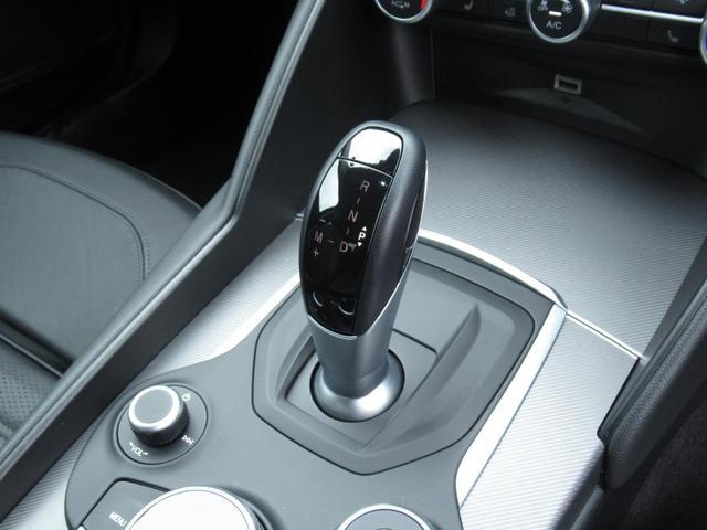 ALFA ROMEO GIULIA VELOCE