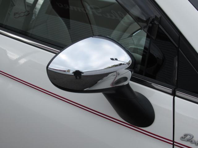 大きくて見やすいドアミラーです　クロームメッキのドアミラーカバーが付いていておしゃれです