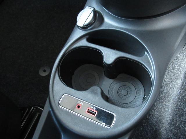 500 ザッフィロ 100台限定車 認定中古車保証 16インチ24スポークXデザインアルミホイール ブラウンレザーシート クローム仕上げエクステリアミラーハウジング ガラスルーフ キセノンヘッドライト(41枚目)