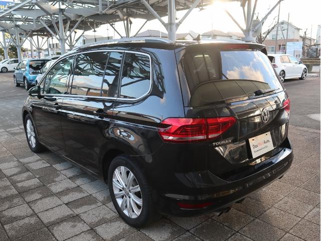 TSI ハイライン 認定中古車 1オーナー 禁煙車 純正ナビ Bluetooth バックカメラ ETC USB 3列シート シートヒーター アダプティブクルーズコントロール レーンアシスト ルーフレール(7枚目)