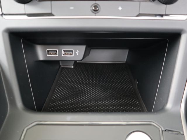 TSIコンフォートラインリミテッド 認定中古車 1オーナー 禁煙車 純正ナビ Bluetooth バックカメラ ETC USB 衝突被害軽減システム LEDヘッドライト アイドリングストップ(35枚目)