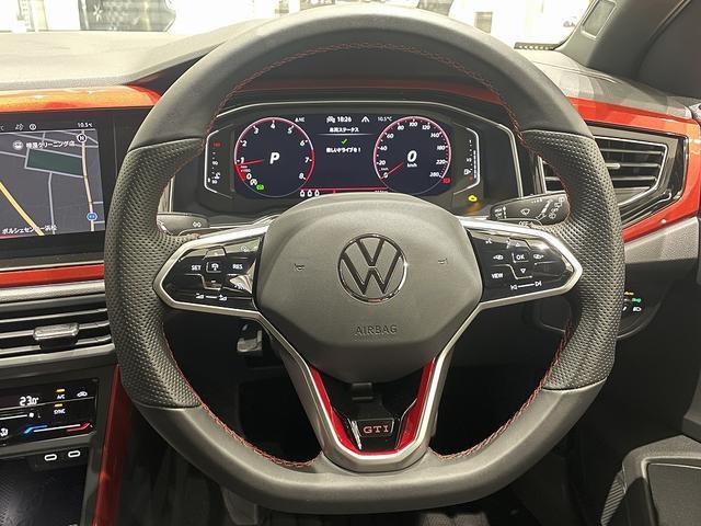 ポロＧＴＩ ベースグレード　認定中古車　ＬＥＤヘッドライト　アダプティブクルーズコントロール　純正ナビゲーションシステム　純正アルミホイール　ＥＴＣ　スマートフォンインターフェース（30枚目）