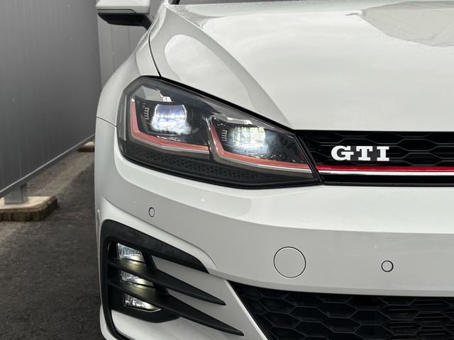 ゴルフGTI ダイナミック アダプティブシャシーコントロールDCC LEDヘッドライト デジタルメーター ACC レーンアシスト 後方死角検知機能 障害物センサー App-Connect パドルシフト ETC 認定中古車保証付(12枚目)