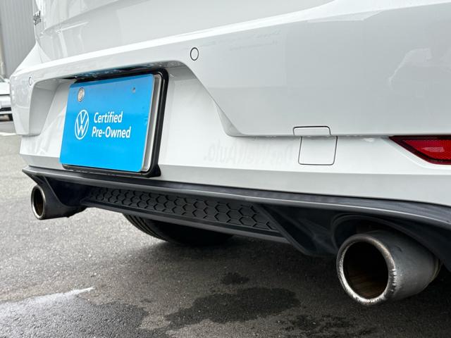 ゴルフGTI ダイナミック アダプティブシャシーコントロールDCC LEDヘッドライト デジタルメーター ACC レーンアシスト 後方死角検知機能 障害物センサー App-Connect パドルシフト ETC 認定中古車保証付(16枚目)