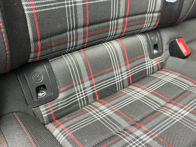 ゴルフGTI ダイナミック アダプティブシャシーコントロールDCC LEDヘッドライト デジタルメーター ACC レーンアシスト 後方死角検知機能 障害物センサー App-Connect パドルシフト ETC 認定中古車保証付(43枚目)