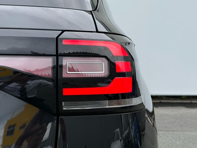 T-クロス TSI アクティブ デジタルメーター ACC トラベルアシスト 後方死角検知機能 バックカメラ 障害物センサー AppConnect ワイヤレスチャージ LEDヘッドライト ETC リヤトラフィックアラート 禁煙(7枚目)