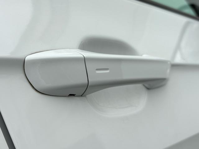 T-クロス TSI アクティブ アダプティブクルーズコントロールACC LEDヘッドライト 後方死角検知機能 レーンアシスト 障害物センサー バックカメラ パークディスタンスコントロール App-Connect ETC 認定保証付(18枚目)