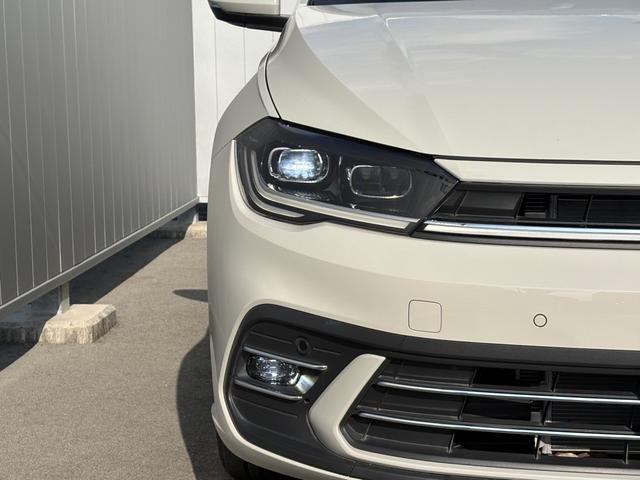 ポロ ＴＳＩスタイル　アスコットグレー　ＩＱライト　ＡＣＣ　トラベルアシスト　Ａｐｐ－Ｃｏｎｎｅｃｔ　後方死角検知機能　バックカメラ　障害物センサー　デジタルメーター　レーンアシスト　ワイヤレスチャージ　ＥＴＣ　認定保証付（5枚目）