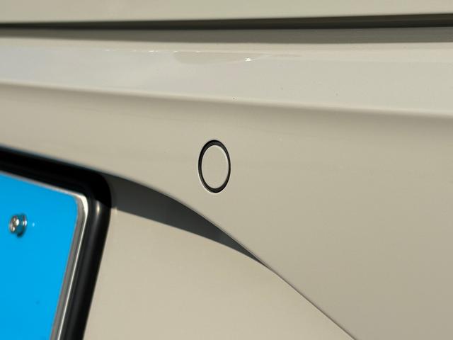 ポロ ＴＳＩスタイル　アスコットグレー　ＩＱライト　ＡＣＣ　トラベルアシスト　Ａｐｐ－Ｃｏｎｎｅｃｔ　後方死角検知機能　バックカメラ　障害物センサー　デジタルメーター　レーンアシスト　ワイヤレスチャージ　ＥＴＣ　認定保証付（17枚目）