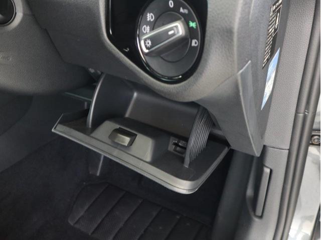 ダイナミック LEDヘッドライト デジタルメーター ダイナミックターンインジケーター 追従型クルーズコントロールACC パドルシフト付き ワンオーナー 禁煙 2.0ターボ 認定中古車(40枚目)