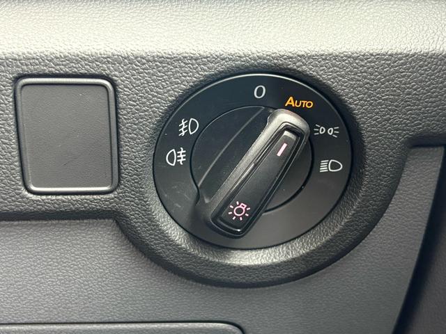 T-クロス TSI 1stプラス オレンジパッケージ デジタルメーター アダプティブクルーズコントロールACC LEDヘッドライト レーンアシスト 後方死角検知機能 障害物センサー AppConnect ワイヤレスチャージ 認定保証付(29枚目)