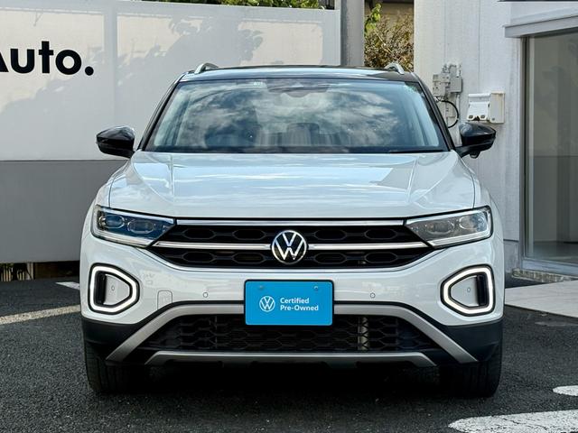 Ｔ－ロック ＴＤＩ　スタイル　ＩＱ．ＬＩＧＨＴ　ディーゼルターボ　ＡＣＣ　トラベルアシスト　デジタルメーター　Ａｐｐ－Ｃｏｎｎｅｃｔ　電動リヤゲート　ブラインドスポット　バックカメラ　障害物センサー　ブラックルーフ　認定保証付き（6枚目）