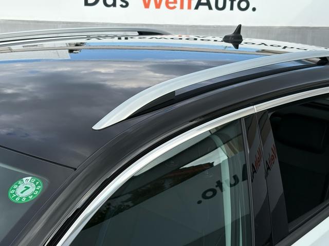 Ｔ－ロック ＴＤＩ　スタイル　ＩＱ．ＬＩＧＨＴ　ディーゼルターボ　ＡＣＣ　トラベルアシスト　デジタルメーター　Ａｐｐ－Ｃｏｎｎｅｃｔ　電動リヤゲート　ブラインドスポット　バックカメラ　障害物センサー　ブラックルーフ　認定保証付き（12枚目）