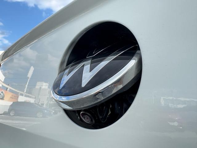 Ｔ－ロック ＴＤＩ　スタイル　ＩＱ．ＬＩＧＨＴ　ディーゼルターボ　ＡＣＣ　トラベルアシスト　デジタルメーター　Ａｐｐ－Ｃｏｎｎｅｃｔ　電動リヤゲート　ブラインドスポット　バックカメラ　障害物センサー　ブラックルーフ　認定保証付き（15枚目）