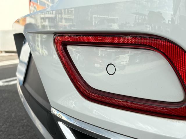 Ｔ－ロック ＴＤＩ　スタイル　ＩＱ．ＬＩＧＨＴ　ディーゼルターボ　ＡＣＣ　トラベルアシスト　デジタルメーター　Ａｐｐ－Ｃｏｎｎｅｃｔ　電動リヤゲート　ブラインドスポット　バックカメラ　障害物センサー　ブラックルーフ　認定保証付き（16枚目）