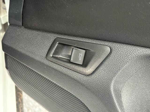 Ｔ－ロック ＴＤＩ　スタイル　ＩＱ．ＬＩＧＨＴ　ディーゼルターボ　ＡＣＣ　トラベルアシスト　デジタルメーター　Ａｐｐ－Ｃｏｎｎｅｃｔ　電動リヤゲート　ブラインドスポット　バックカメラ　障害物センサー　ブラックルーフ　認定保証付き（20枚目）