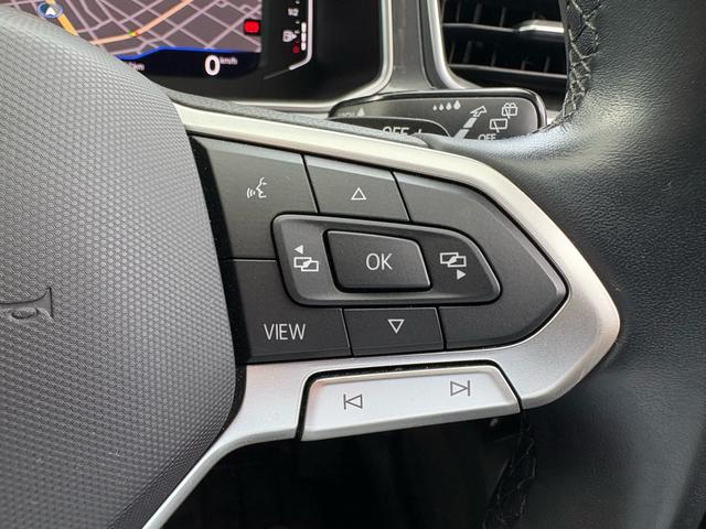 Ｔ－ロック ＴＤＩ　スタイル　ＩＱ．ＬＩＧＨＴ　ディーゼルターボ　ＡＣＣ　トラベルアシスト　デジタルメーター　Ａｐｐ－Ｃｏｎｎｅｃｔ　電動リヤゲート　ブラインドスポット　バックカメラ　障害物センサー　ブラックルーフ　認定保証付き（28枚目）